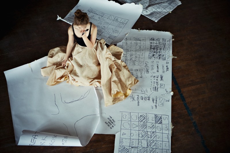 Woman of Leisure and Pain