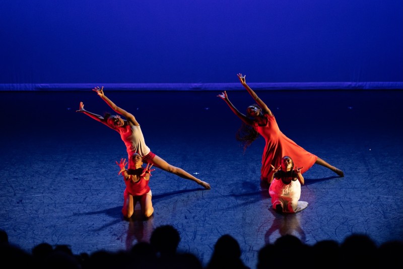 2025 finale concert - performace of Switch. Choreography by Mia Gonzalez.