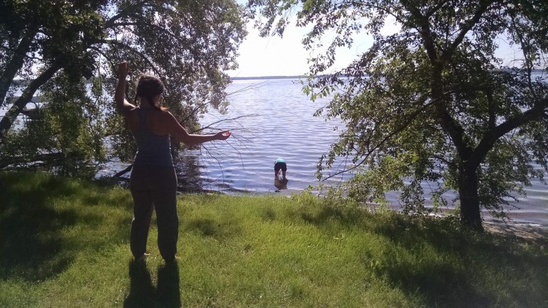 Outdoor Improvisation at the 2016 DanceBARN Festival