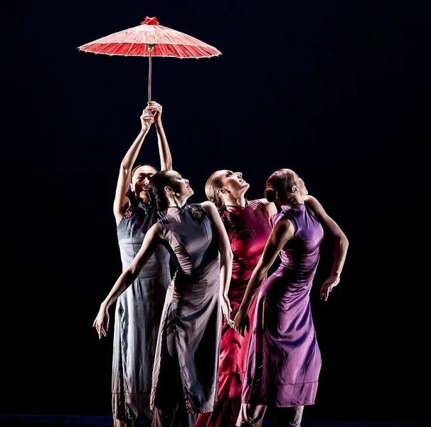 Nai-Ni Chen Dance Company performs in Summer Concerts on the Hudson
