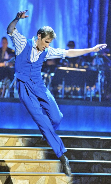 Single dancer leaping