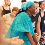 Come and dance with La Mora!