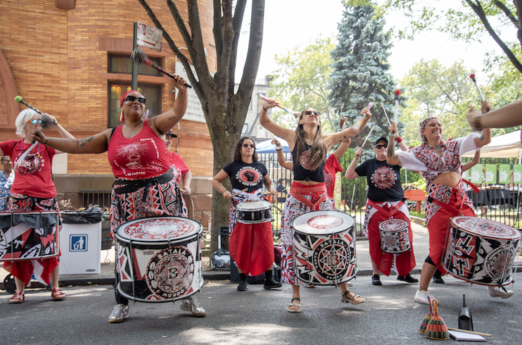 Performers at STooPS Art Festival 2025