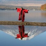 Min Tanaka dancing in front of Mt. Fuji