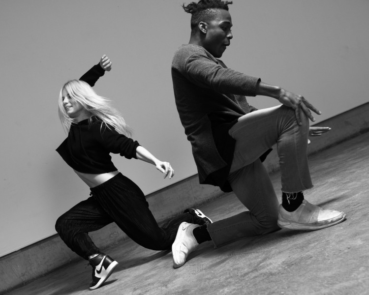 Two Dancers moving through FORWARD__Space