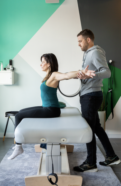 1-ON-1 ASSISTED STRETCHING