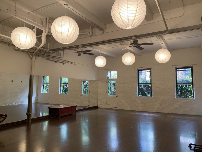 image of studio with white brick walls 