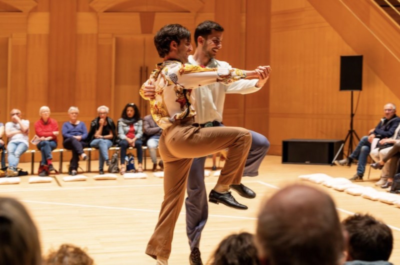 Dance Reflections by Van Cleef & Arpels and L'Alliance New York present Save the Last Dance for Me by Alessandro Sciarroni