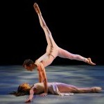 2 dancers