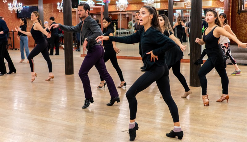 Beginner American Rhythm Group Dancing in NYC