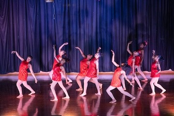 Notes in Motion Dance at Urban Assembly for the Performing Arts