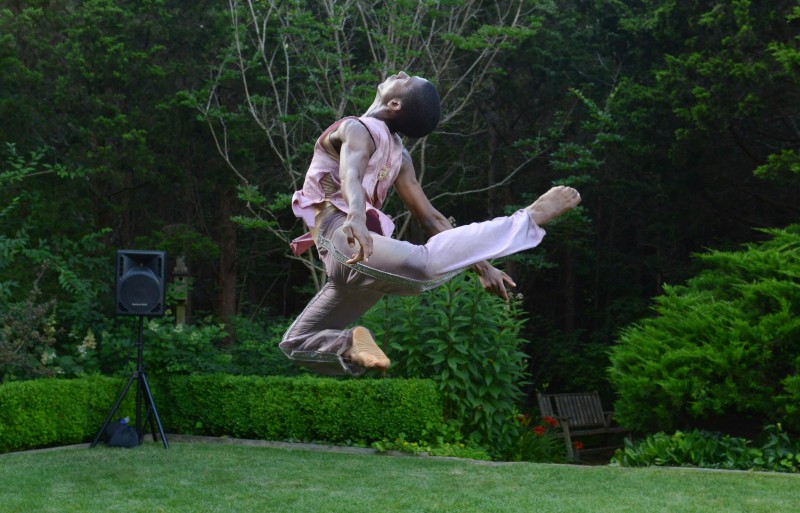 Stag Leap in Summer 2016 Touring Performance