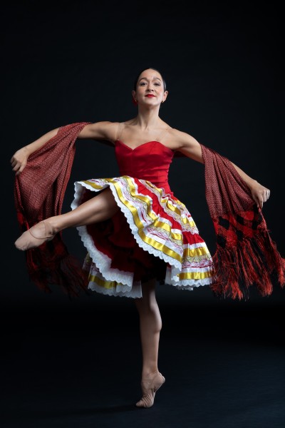 Dancer: Stefanie Spice