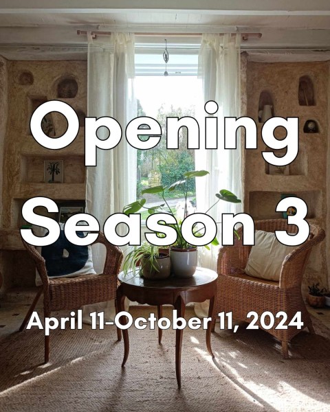 A photo of the inside of Moulin/Belle with the text "OPENING SEASON 3"