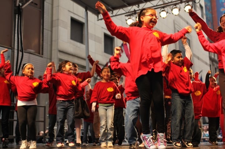 House of the Roses Kids Get a Chance to be Stars in a Performance in Times Square!