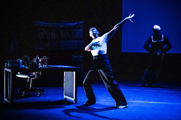 John Kelly as queer artist Samuel Steward 