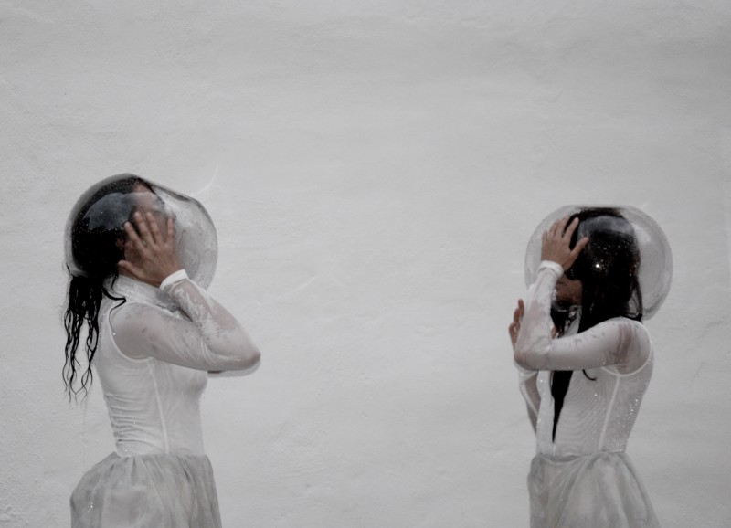 Vanessa+Marisabel photo by Deborah Castillo