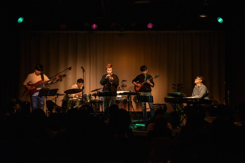 Open Stage: "Follow the Shadow" by Chulsoo Kim & ridMos