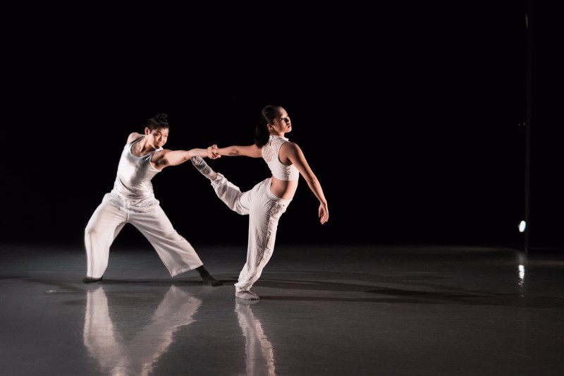 "Silver Quantum" by Azul Dance Theatre