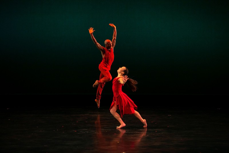 Carolyn Dorfman Dance will perform an excerpt from "The Attitude of Doing" at the Maplewood Country Club on April 2.