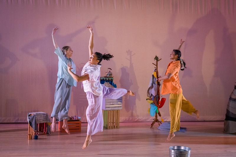 3 Performers Jumping