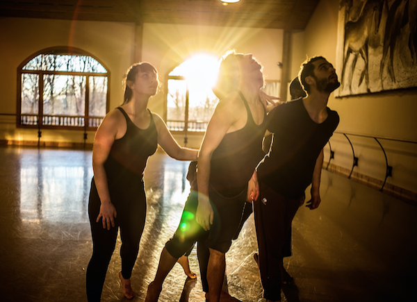 Picture of the artists rehearsing 4AM