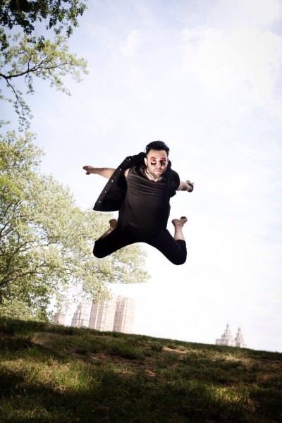 VLDC seeking 2 male dancers 