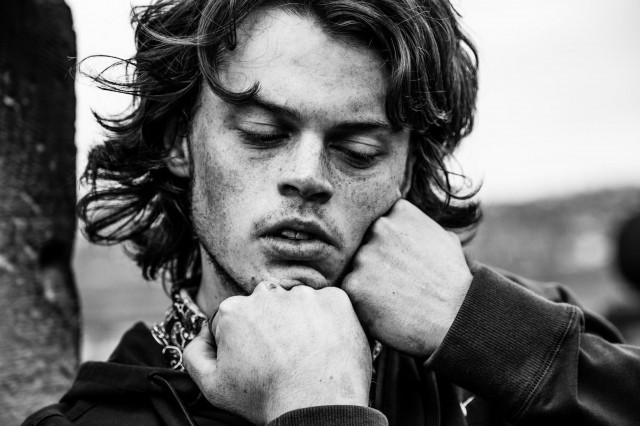 BOOMERANG: An evening of solos & duets with live music & guest artist Karl Rogers 