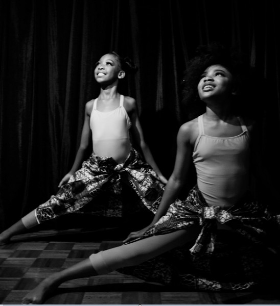 Dance Company seeks dancers ages 9-17!!! Summer Intensive/Performance Season